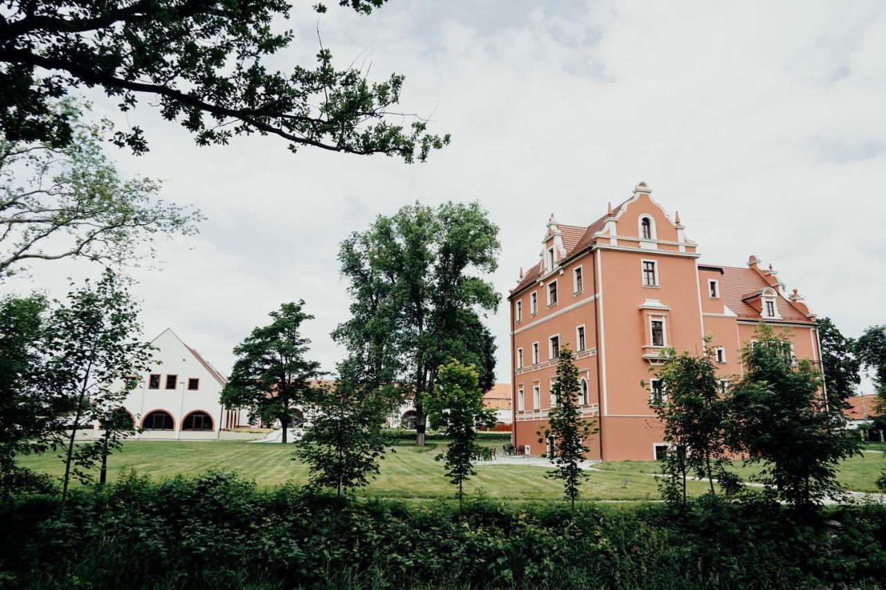 Hotel Palac Krotoszyce Basen&Spa מראה חיצוני תמונה
