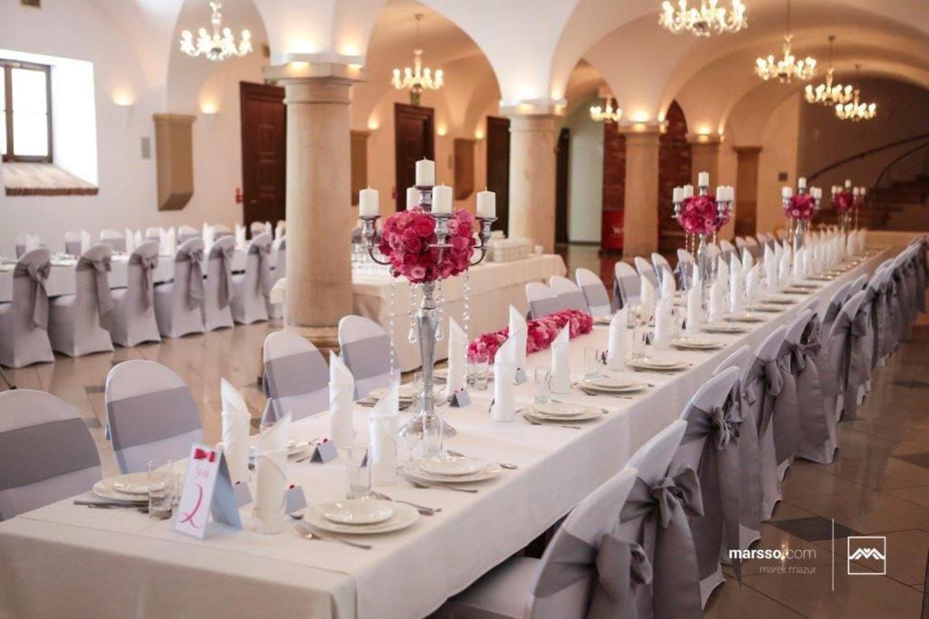Hotel Palac Krotoszyce Basen&Spa מראה חיצוני תמונה